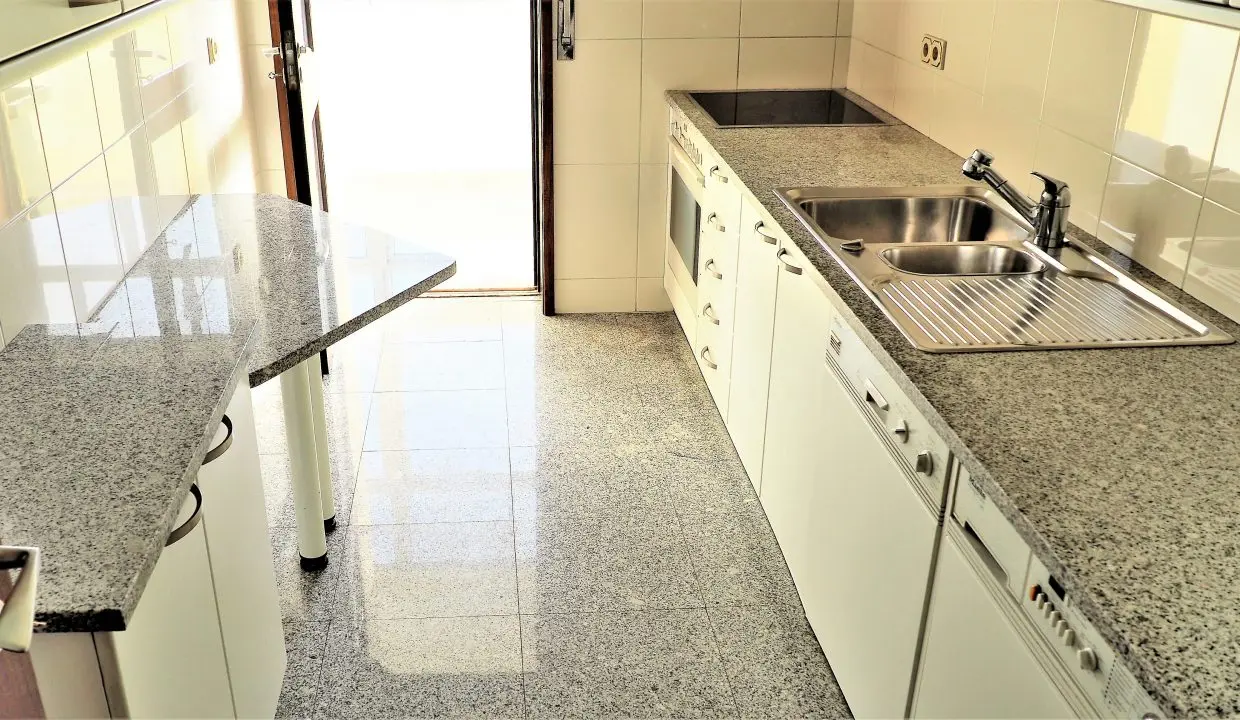 A.18 Cozinha T3 Campanhã