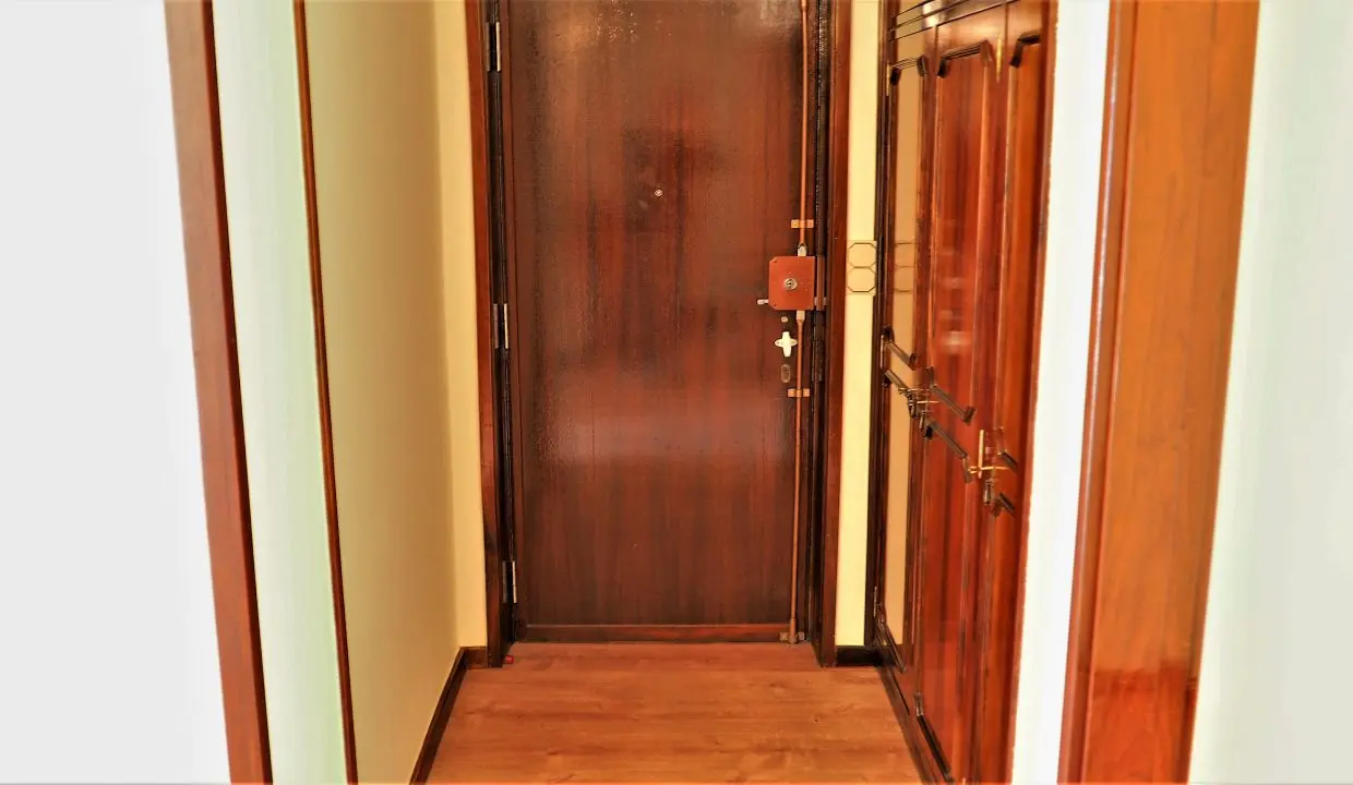 A.25 Hall entrada T3 Campanhã.