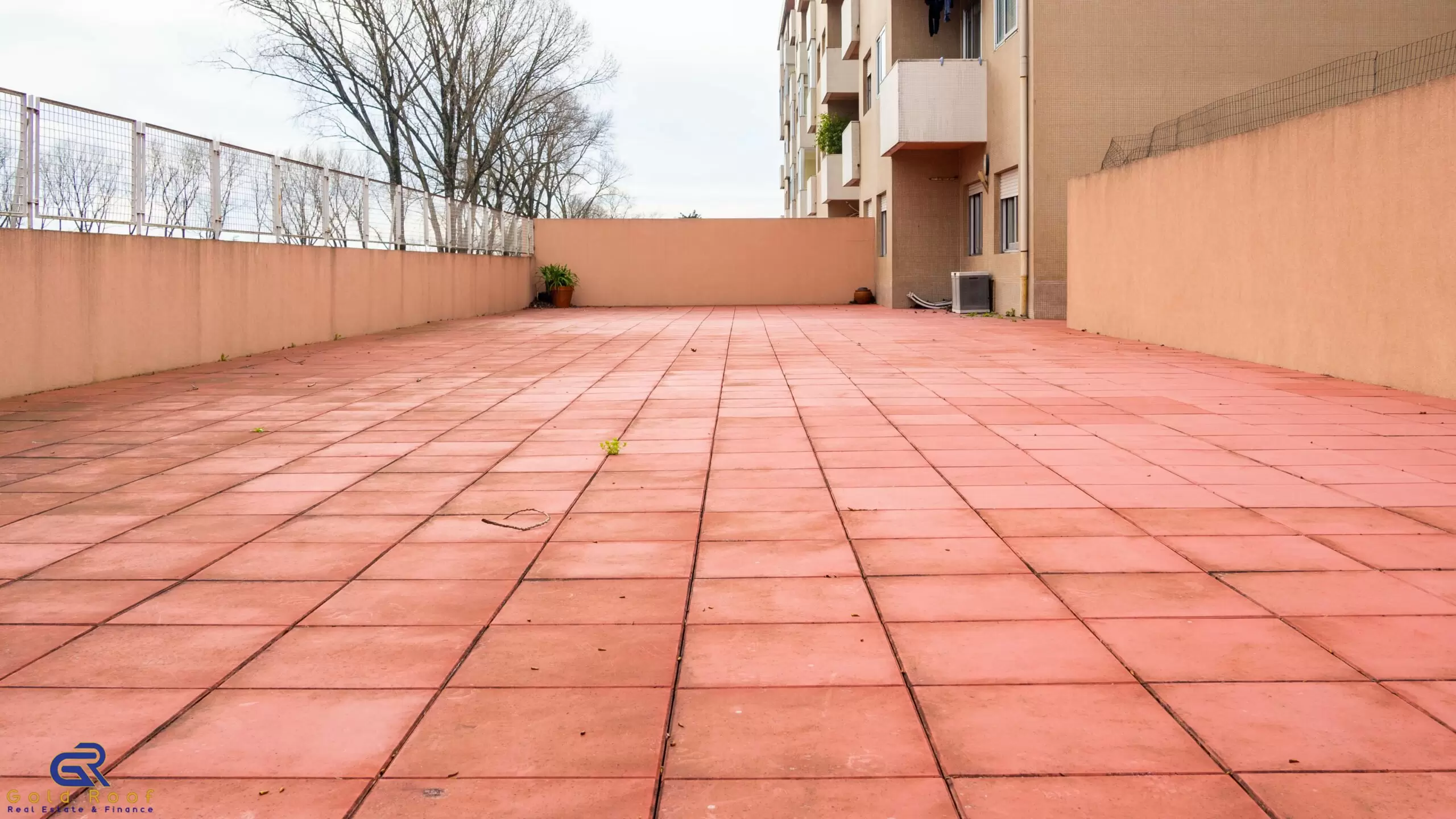 Appartement 3+1 chambres avec terrasse, Ramalde, Porto – VENDU