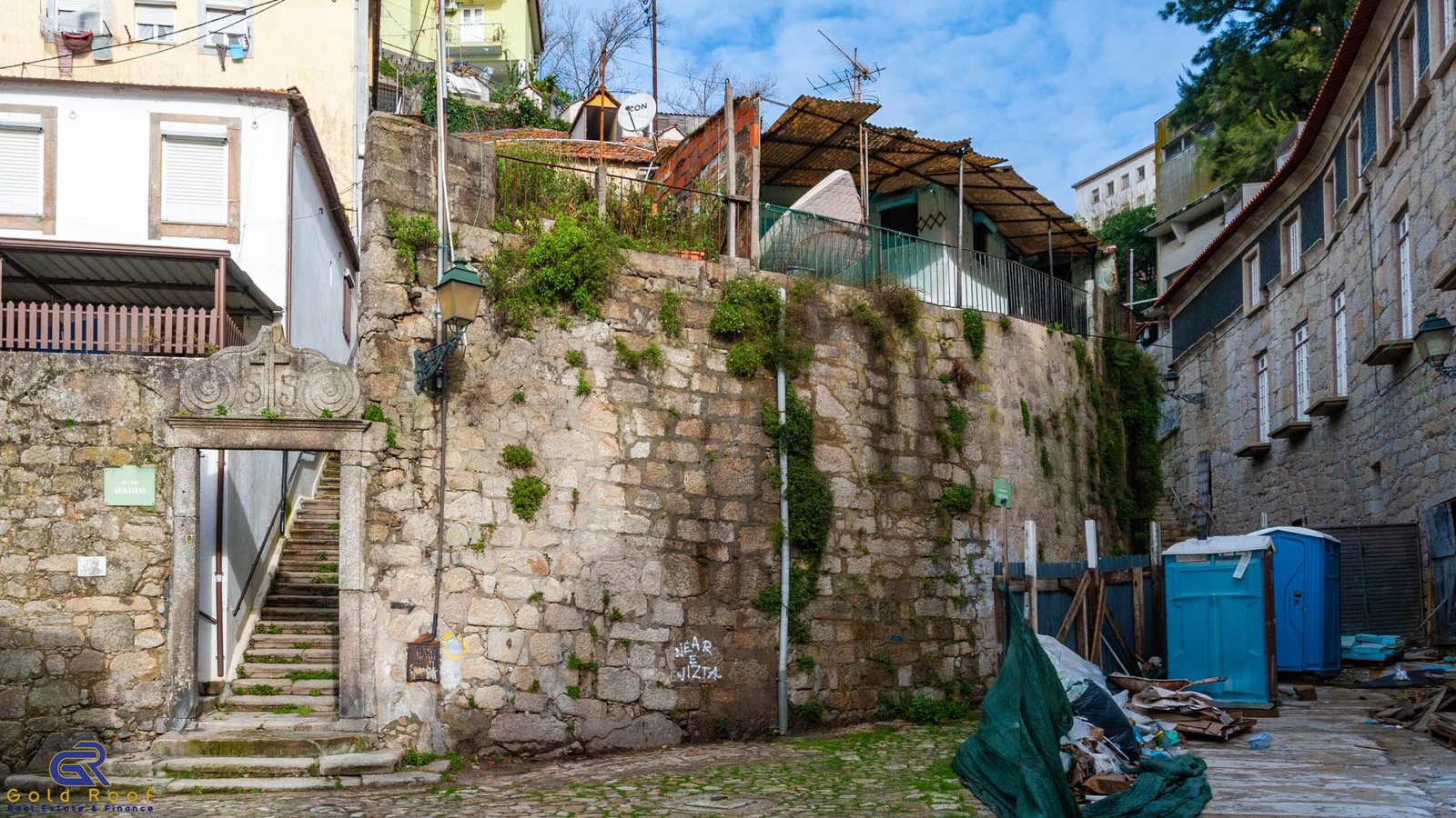 Villas en ruines pour reconstruction, Miragaia, Porto