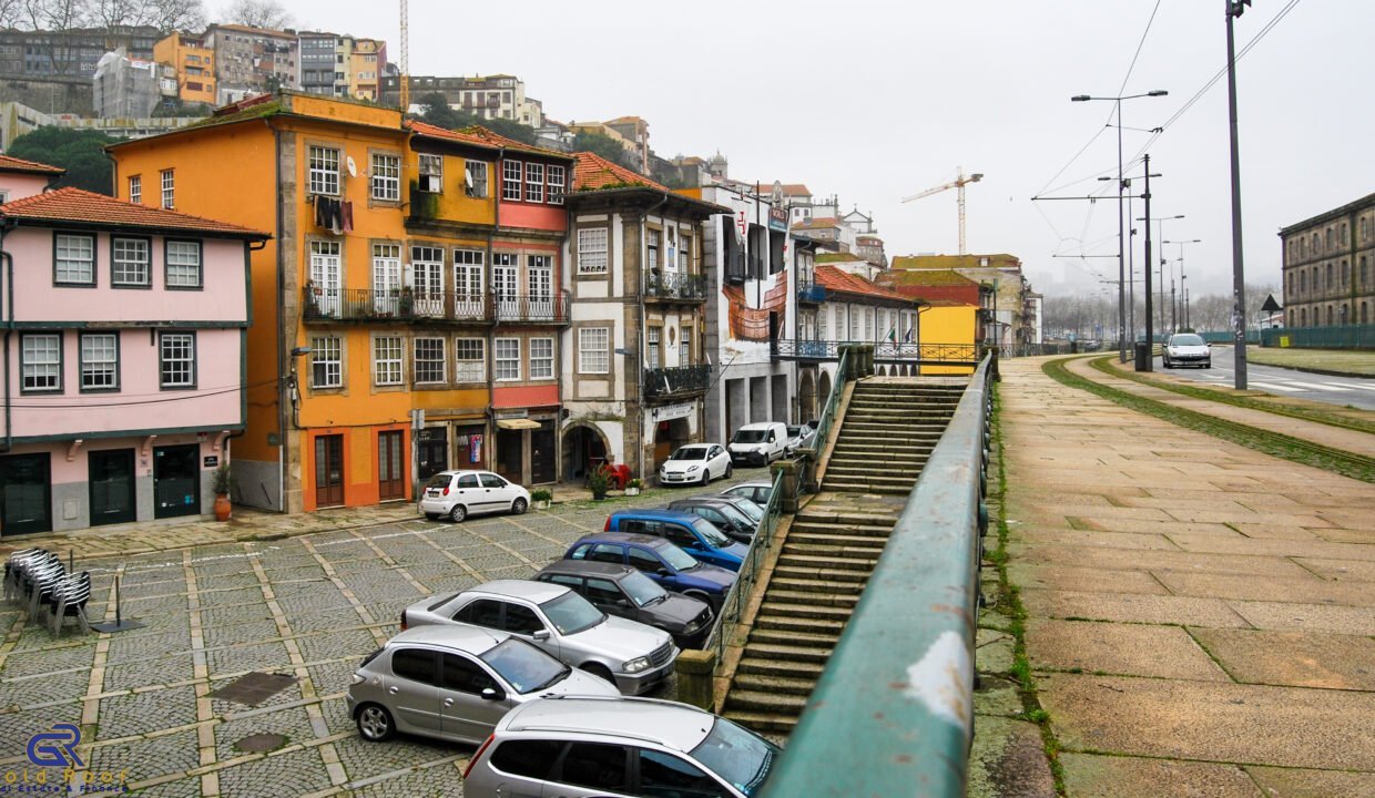 Terreno Miragaia Porto - Gold Roof